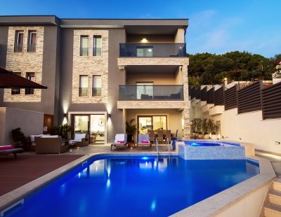Villa in Omis to rent