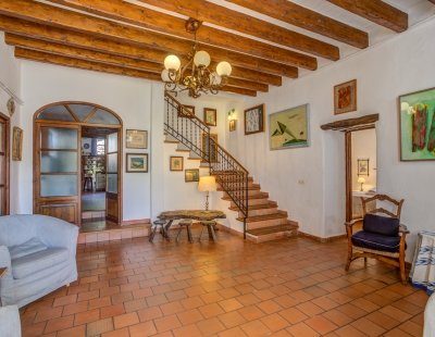 Book a villa in Spain