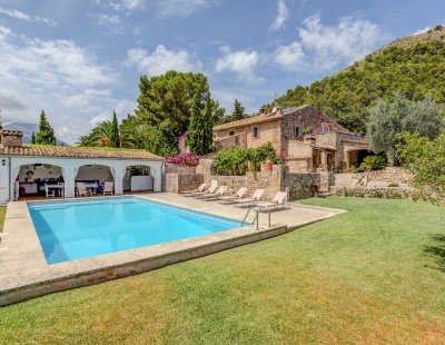 Villa holidays in Pollensa