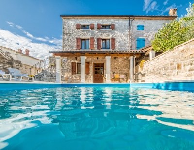 Villa rentals in Vrsar
