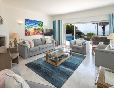 Book a villa holiday in Algarve