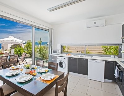 Villas in Latchi