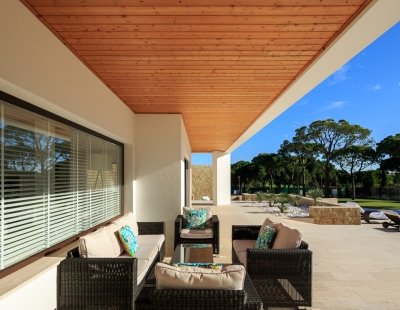 Book a villa holiday in Portugal
