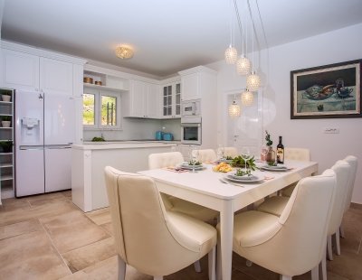 Holiday villas in Omis