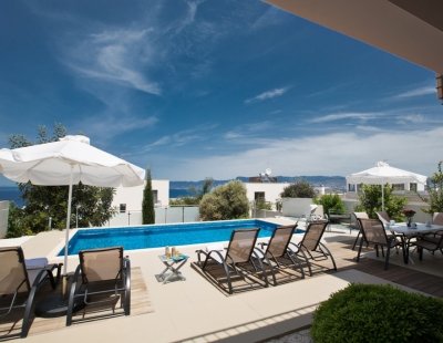 Villa in Latchi to rent