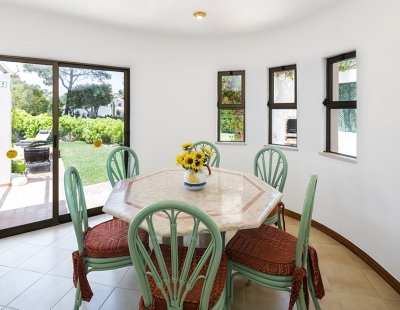 Book a villa in Algarve
