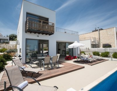 Villa holidays in Latchi