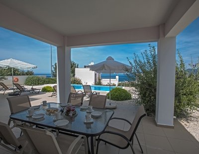 Book a villa in Latchi