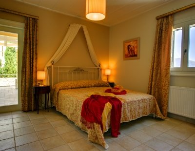 Book a villa holiday in Greece