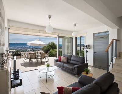 Holiday home in Latchi villa booking