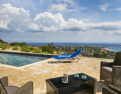 Book a villa in Kefalonia