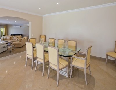 Book a villa holiday in Portugal