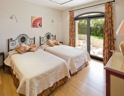 Holiday home in Quinta do Lago villa booking