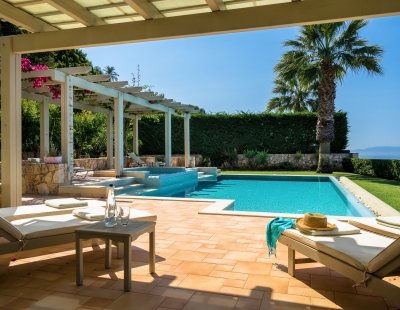 Villa rentals in Svoronata