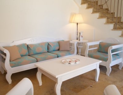 Holiday villas in Evreti