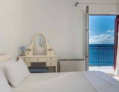 Book a villa in Svoronata
