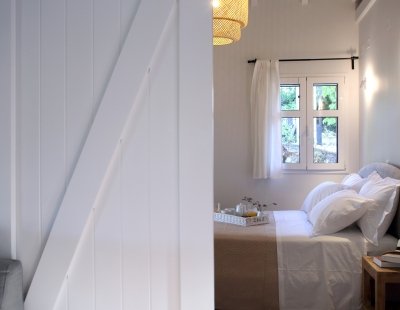 Book a villa holiday in Asprogerakata
