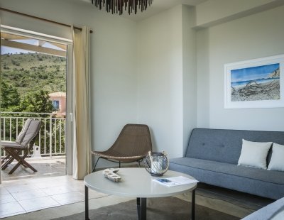 Book a villa in Skala