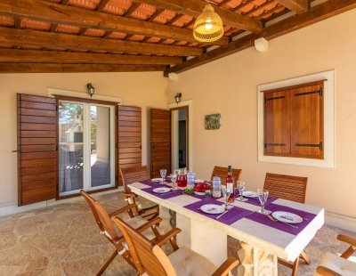 Villa holidays in Brac