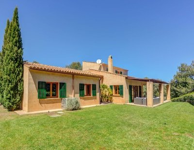 Villa rentals in Spain