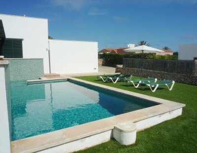 Villa in Punta Prima to rent