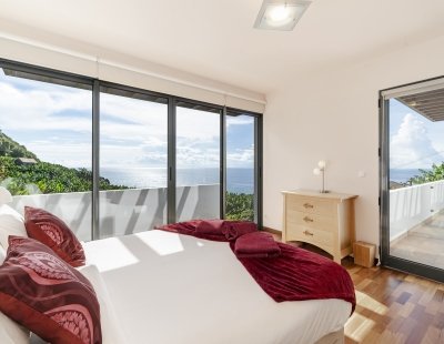 Book a villa holiday in Portugal