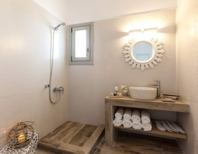 Book a villa holiday in Greece