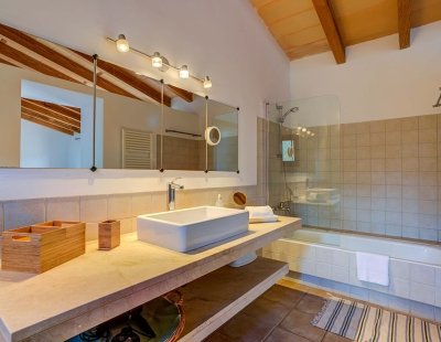 Villa holidays in Arta