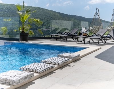 Holiday villas in Omis