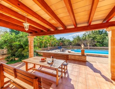 Book a villa holiday in Spain