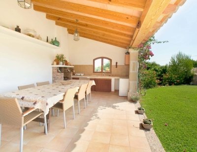 Book a villa in Spain