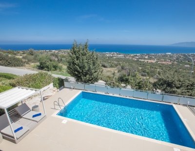 Holiday home in Latchi villa booking