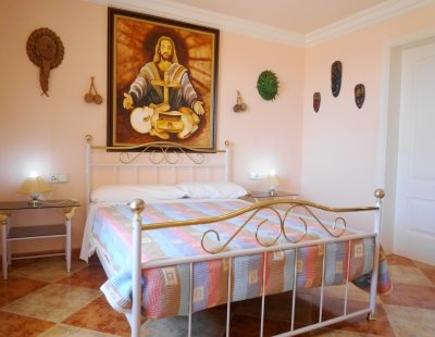 Book a villa holiday in Punta Prima