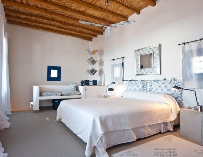 Book a villa in Greece