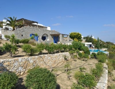 Book a villa holiday in Paros