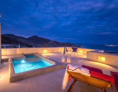 Book a villa in Paros