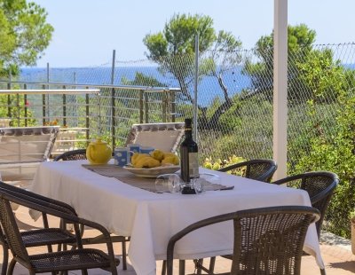 Book a villa in Cala d'Or