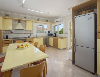 Book a villa in Spain
