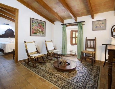 Villa rentals in Balearic Islands