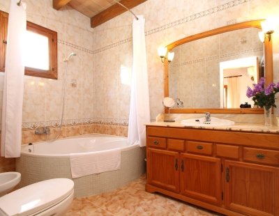 Book a villa holiday in Pollensa