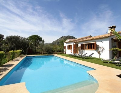 Holiday villas in Pollensa