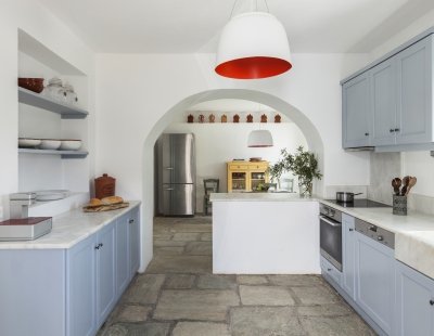 Book a villa in Paros