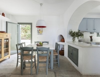 Villa rentals in Paros