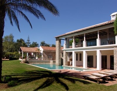 Book a villa holiday in Algarve