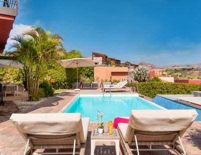 Holiday villas in Canary Islands