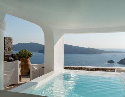 Villa rentals in Santorini