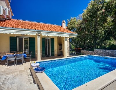 Book a villa holiday in Dalmatia