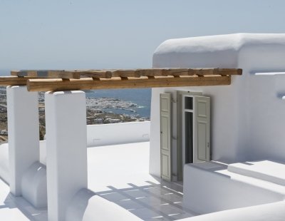 Book a villa in Greece