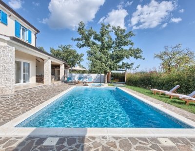 Book a villa in Istria