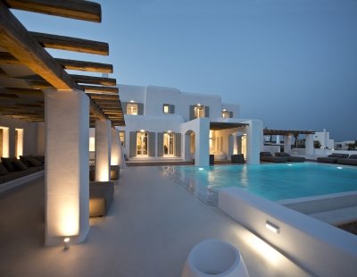 Holiday villas in Greece